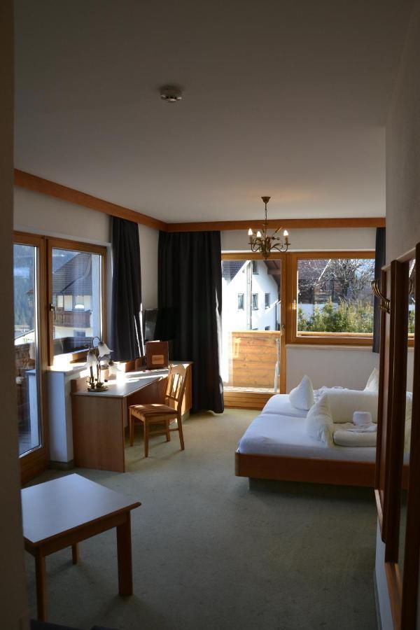 Hotel Alpina Nature-Wellness เวนส์ ภายนอก รูปภาพ