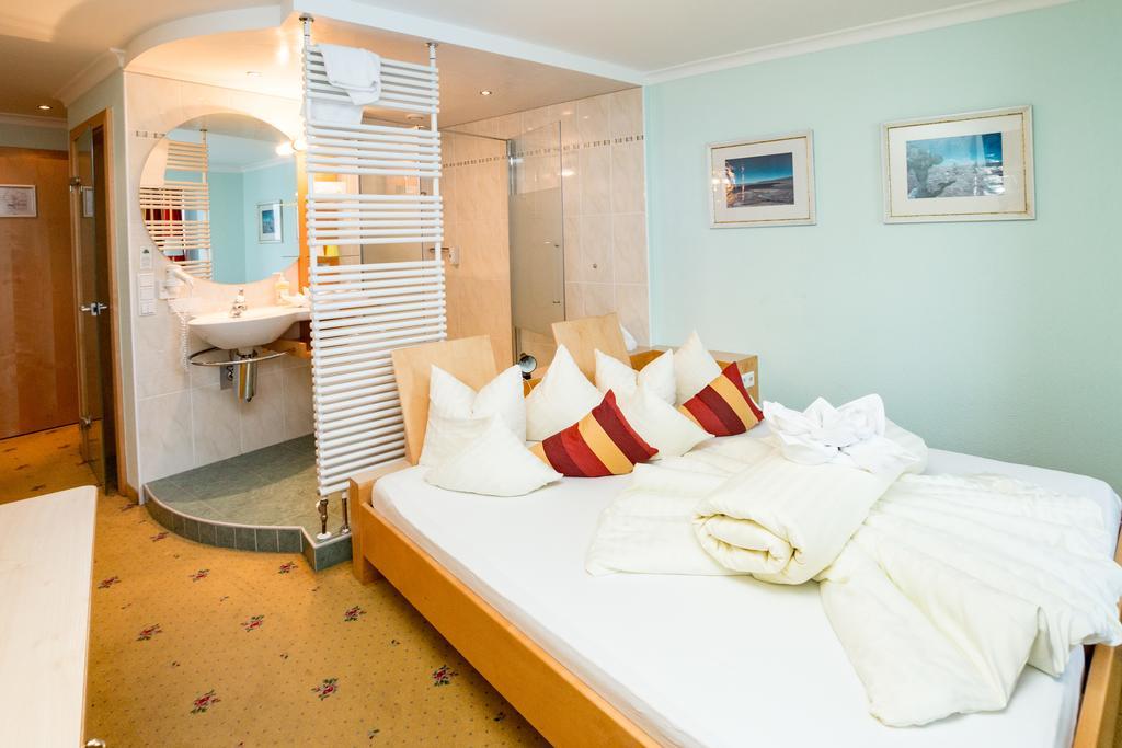 Hotel Alpina Nature-Wellness เวนส์ ภายนอก รูปภาพ
