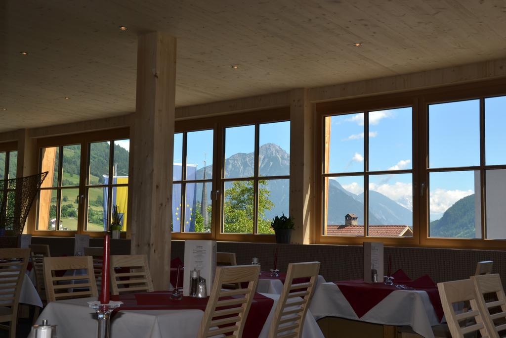 Hotel Alpina Nature-Wellness เวนส์ ภายนอก รูปภาพ